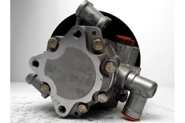 Recambio de bomba servodireccion para mercedes-benz clase c (bm 203) berlina 2.2 220 cdi (203.006) referencia OEM IAM A611230011