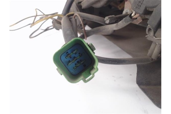 Recambio de faro delantero dcho para ford focus berlina (cak) referencia OEM IAM 2M5113W029BE  438 , FIAT | 456 , FIAT | 36 , FO