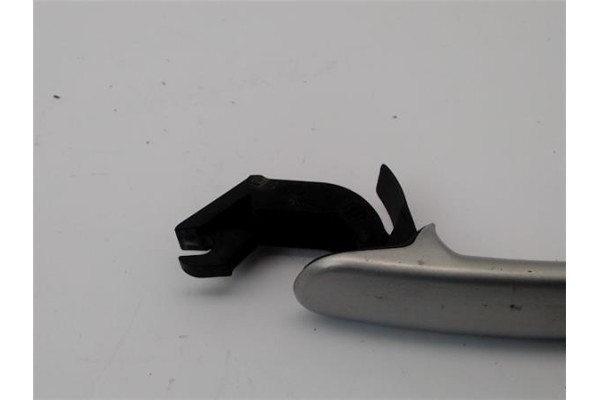 Recambio de maneta exterior delantero derecha para volkswagen golf iv berlina (1j1) 1.9 tdi referencia OEM IAM 3B0837207GGRU 193