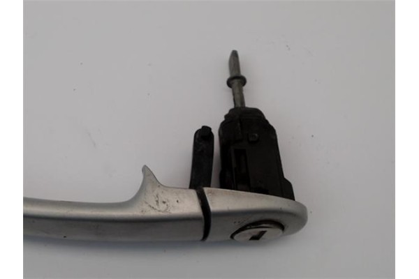 Recambio de maneta exterior delantero derecha para volkswagen golf iv berlina (1j1) 1.9 tdi referencia OEM IAM 3B0837207GGRU 193