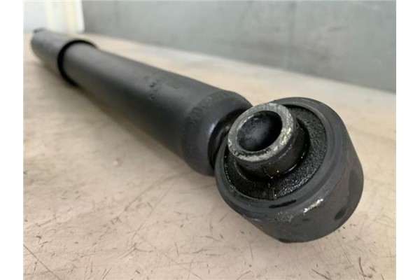 Recambio de amortiguador trasero derecho para citroen c3 1.4 i referencia OEM IAM 5206X7  