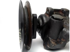 Recambio de bomba servodireccion para ford transit furgón (e_ _) 2.5 di (eal, eas) referencia OEM IAM V92VB3A674AC V92VB3A674 43