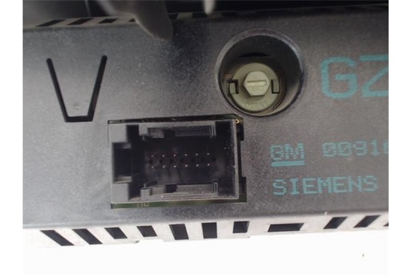 Recambio de reloj horario para opel corsa c 1.2 referencia OEM IAM 9164455  