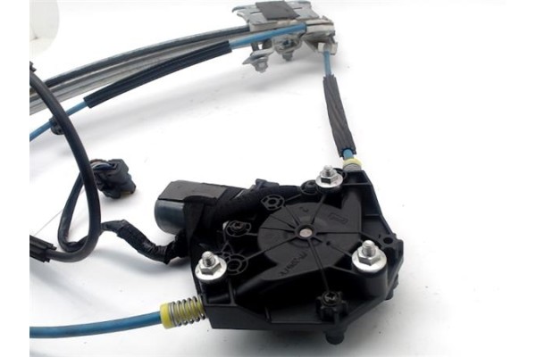 Recambio de elevalunas electrico delantero derecho para alfa romeo gt (125) 1.9 jtd referencia OEM IAM 60681592  