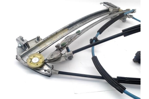 Recambio de elevalunas electrico delantero derecho para alfa romeo gt (125) 1.9 jtd referencia OEM IAM 60681592  