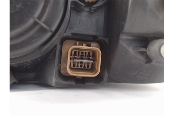 Recambio de faro delantero dcho para chevrolet captiva referencia OEM IAM 00015548  