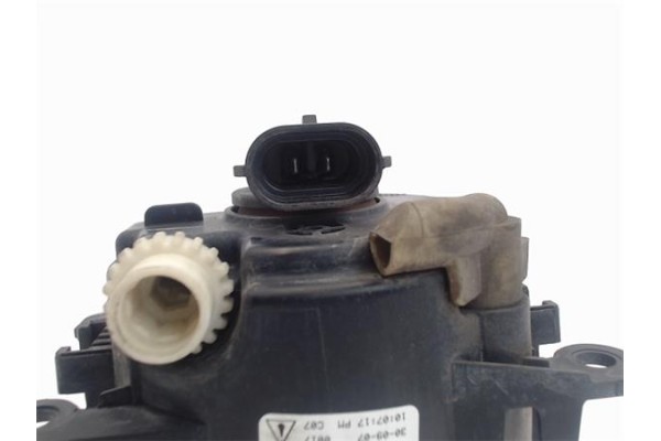 Recambio de faro antiniebla derecho para citroen c4 berlina referencia OEM IAM 9650001680 89204712 