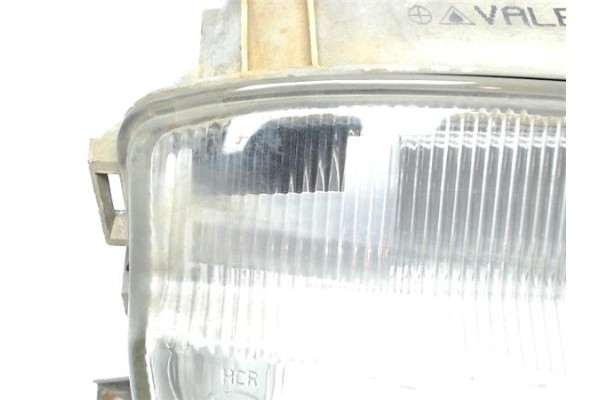 Recambio de faro delantero dcho para renault r 19 berlina con portón (b/c53) referencia OEM IAM 7700823925 063024 