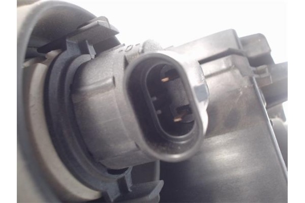 Recambio de faro delantero izquierdo para bmw serie 3 berlina (e46) referencia OEM IAM 1301073017 0301089205 