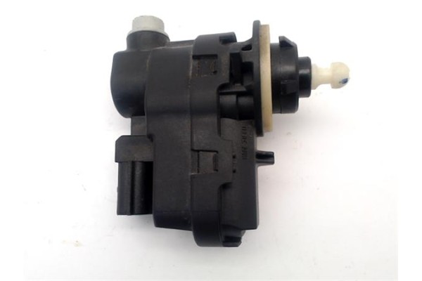 Recambio de motor regulacion faros para renault megane iv berlina 5p 1.2 experience referencia OEM IAM 8200402521  
