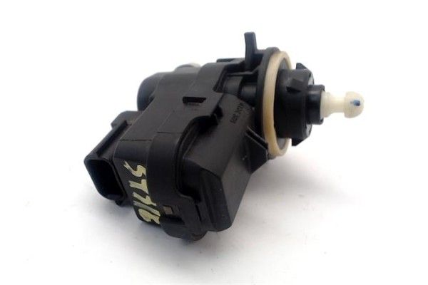 Recambio de motor regulacion faros para renault megane iv berlina 5p 1.2 experience referencia OEM IAM 8200402521  