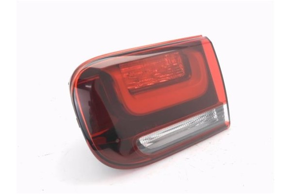 Recambio de piloto porton trasero derecho para citroen c4 cactus 1.5 business class referencia OEM IAM 9821352180  