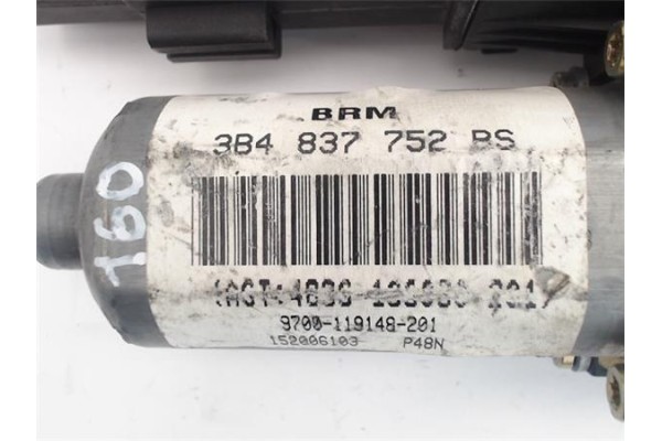 Recambio de motor elevalunas delantero derecho para volkswagen passat berlina (3b2) referencia OEM IAM (3B4837752BS) (101434-201