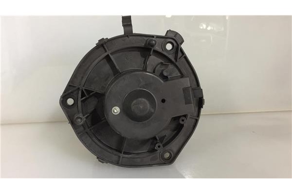 Recambio de motor calefaccion para iveco daily furgón 2.3 furgón 35c... batalla 3000l referencia OEM IAM 57063020  