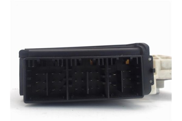 Recambio de motor elevalunas delantero izquierdo para seat ibiza (6l1) referencia OEM IAM (6Q2959802A) (104379-101) 6Q2959802A ,