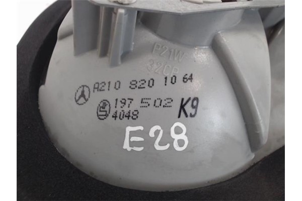 Recambio de piloto porton trasero derecho para mercedes-benz clase e (bm 210) berlina referencia OEM IAM A2108201064 197504 