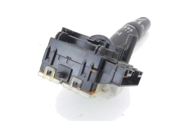 Recambio de mando limpiaparabrisas para toyota corolla (e12) 1.6 vvt-i referencia OEM IAM 8465202290 173647 