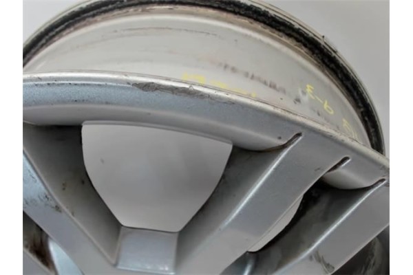 Recambio de llanta para saab 9-3 familiar 1.9 tid referencia OEM IAM 12763042  