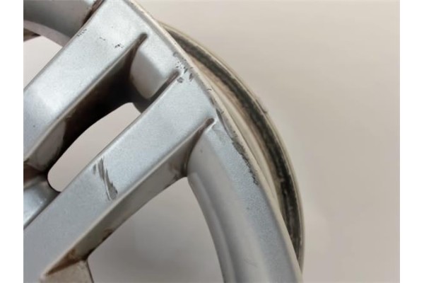 Recambio de llanta para saab 9-3 familiar 1.9 tid referencia OEM IAM 12763042  