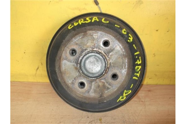 Recambio de buje trasero para opel corsa c 1.7 dti referencia OEM IAM 18027207 Y17DT 