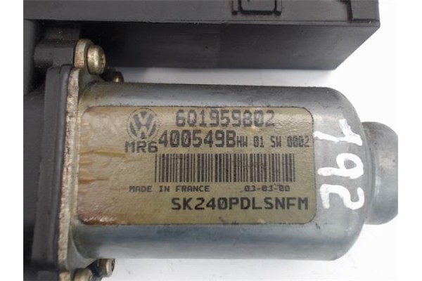 Recambio de motor elevalunas delantero derecho para skoda fabia combi (6y5) referencia OEM IAM 6Q1959802 (3832 TEMIC) (400549B) 