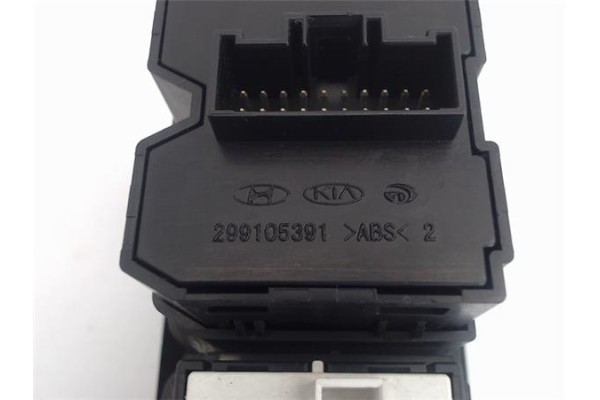 Recambio de conjunto interruptores para kia rio (ub) 1.2 basic referencia OEM IAM 299105391  