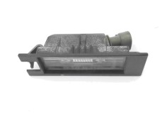 Recambio de piloto matricula trasero derecho para opel vectra c berlina 1.9 cdti referencia OEM IAM 13251936  