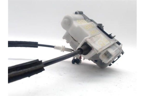 Recambio de cerradura puerta delantero izquierda para fiat 500 1.3 d multijet referencia OEM IAM 51935118 51827414 