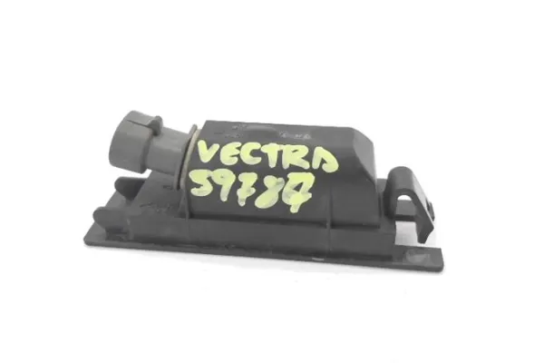 Recambio de piloto matricula trasero derecho para opel vectra c berlina 1.9 cdti referencia OEM IAM 13251936  