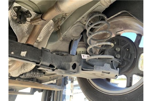 Recambio de puente trasero para citroen c4 cactus 1.5 business class referencia OEM IAM 9801942480  