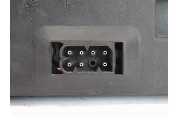 Recambio de piloto trasero derecho para bmw serie 5 berlina (e39) referencia OEM IAM 8356032 00724002 