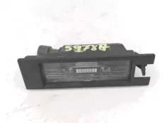 Recambio de piloto matricula trasero izquierdo para opel vectra c berlina 1.9 cdti referencia OEM IAM 13251936  