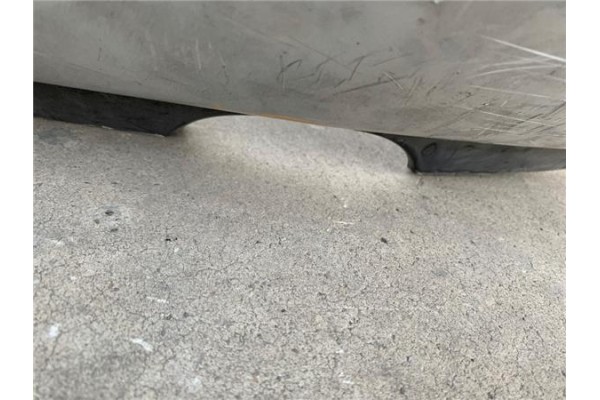 Recambio de paragolpes trasero para nissan primera berlina (p12) referencia OEM IAM 85022AU340  