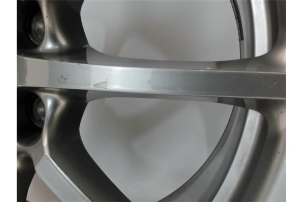 Recambio de llanta para alfa romeo giulia (952) 2.2 super referencia OEM IAM 156114248   Recambio de llanta para alfa romeo giulia (952) 2.2 super referencia OEM IAM 156114248