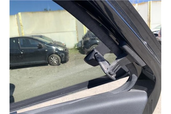 Recambio de puerta trasero derecha para citroen c4 cactus 1.5 business class referencia OEM IAM 9801070080  
