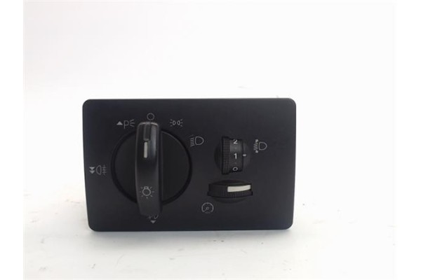 Recambio de mando de luces para ford focus berlina (cap) referencia OEM IAM 4M5T13A024AA  