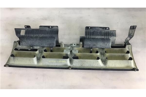 Recambio de rejilla capo para galloper super exceed 2.5 t.d. referencia OEM IAM MR391858  