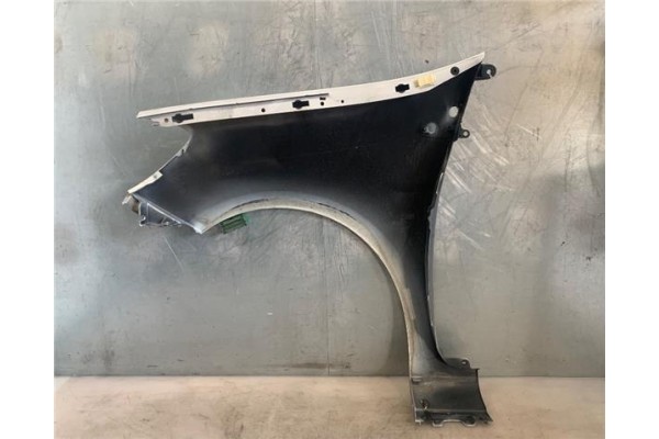 Recambio de aleta delantero derecha para renault clio iii 1.2 16v referencia OEM IAM 631003362R L00229 7701476103 , RENAULT | 77