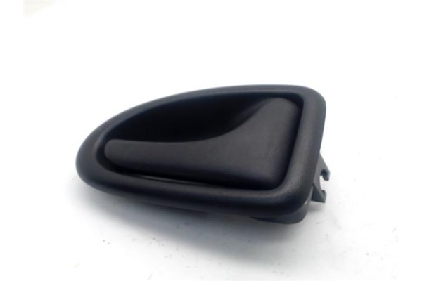 Recambio de manilla int. puerta delantero derecha para renault clio ii fase i (b/cb0) 1.5 dci (b/cb07) referencia OEM IAM 820002