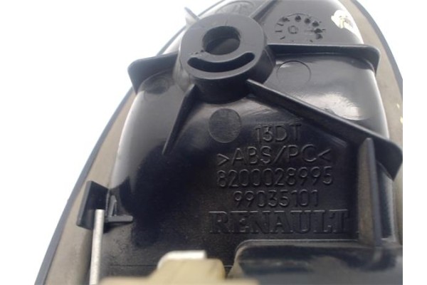 Recambio de manilla int. puerta delantero derecha para renault clio ii fase i (b/cb0) 1.5 dci (b/cb07) referencia OEM IAM 820002