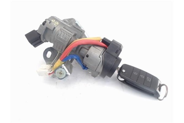 Recambio de clausor para kia rio (ub) 1.2 basic referencia OEM IAM 819001WB00  