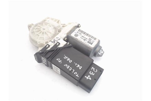 Recambio de motor elevalunas delantero derecho para seat toledo (1m2) referencia OEM IAM (1J0959802G) (9776101436-203) 