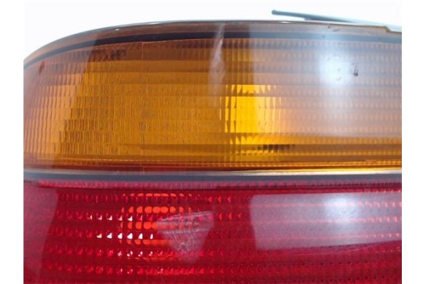 Recambio de piloto trasero izquierdo para bmw serie 5 berlina (e39) referencia OEM IAM 8358031 00724001 