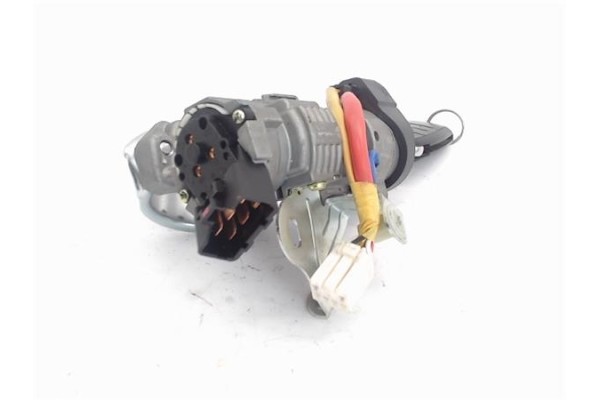 Recambio de clausor para kia rio (ub) 1.2 basic referencia OEM IAM 819001WB00  