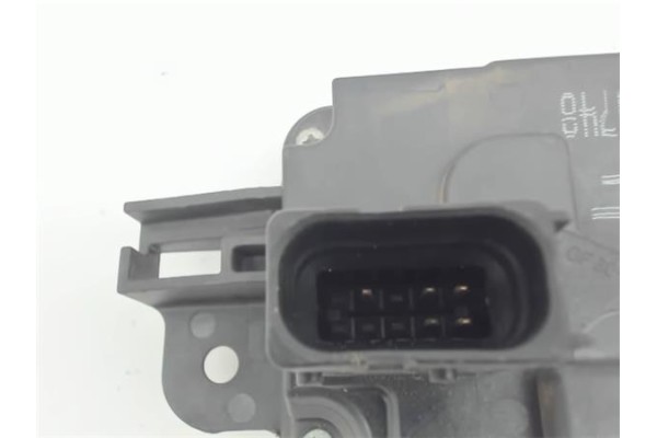 Recambio de cierre electromagnetico delantero izquierdo para opel astra h gtc 1.9 cdti referencia OEM IAM 13210748QF  