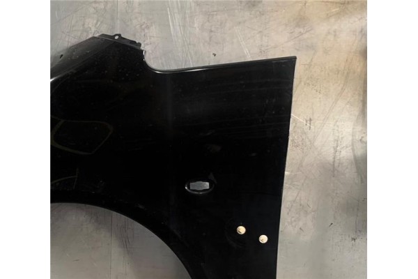 Recambio de aleta delantero izquierda para peugeot 1007 1.4 sport referencia OEM IAM 7840P5 L03646 