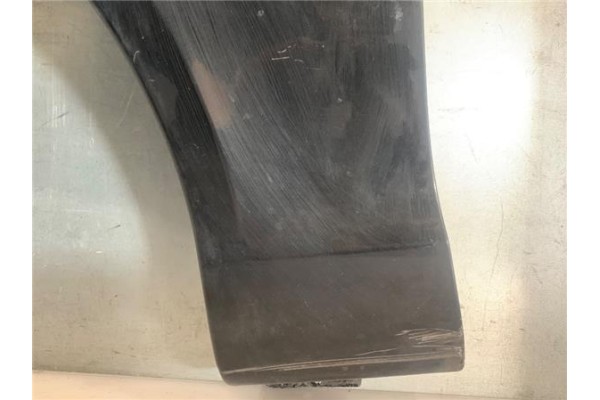 Recambio de aleta delantero izquierda para peugeot 1007 1.4 sport referencia OEM IAM 7840P5 L03646 