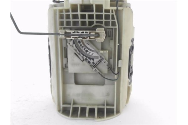 Recambio de bomba combustible para volkswagen polo iii (6n1) 1.0 básico referencia OEM IAM 6N0919051M  
