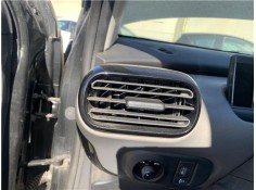 Recambio de rejilla entrada de aire para citroen c4 cactus 1.5 business class referencia OEM IAM 98138038XT  