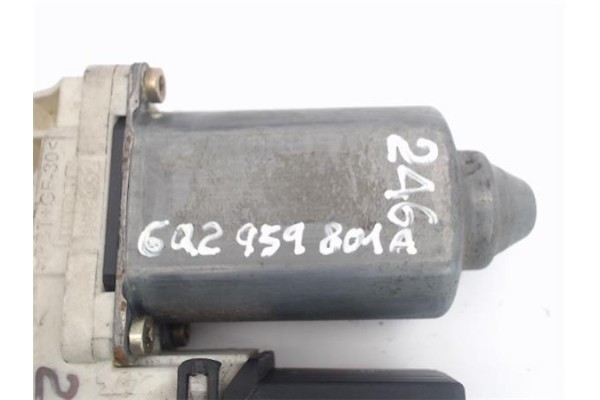Recambio de motor elevalunas delantero derecho para seat ibiza (6l1) referencia OEM IAM (6Q2959801A) (104383-101) 6Q2959801A , A